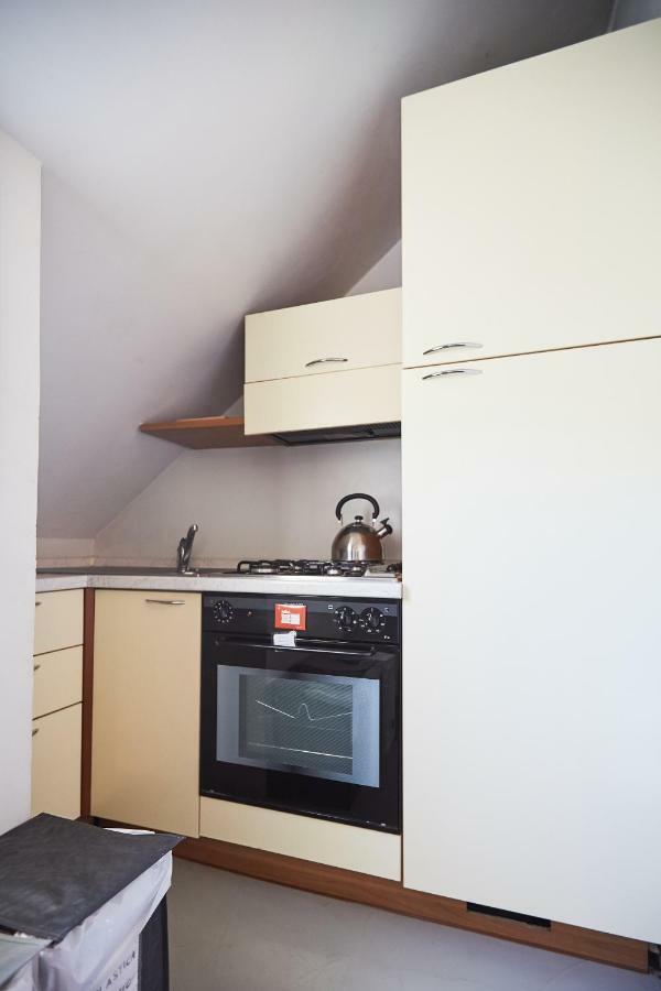 Sempione Cozy Studio Милан Экстерьер фото